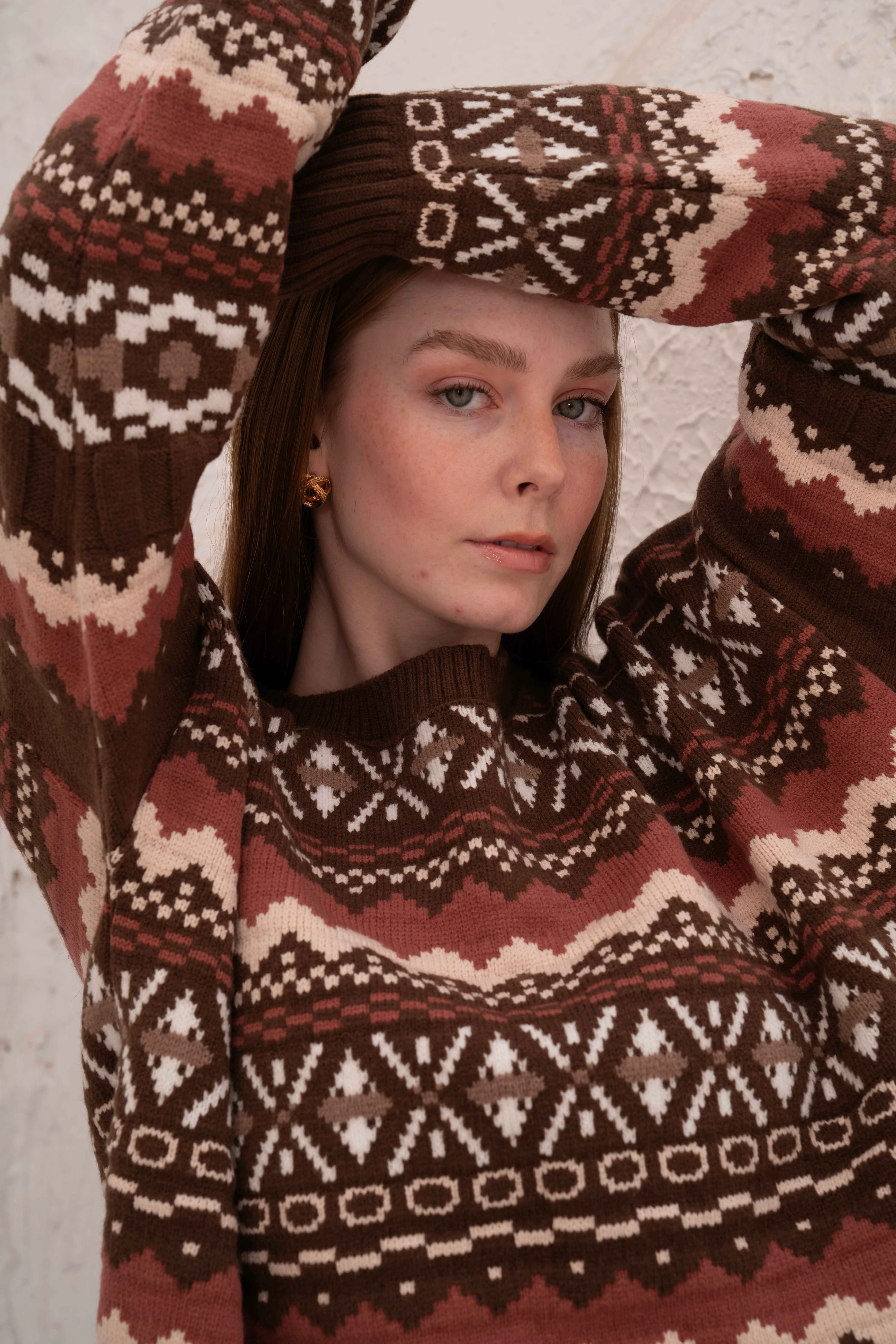 Brown Women’s Patterned Knit Pullover - Image 4