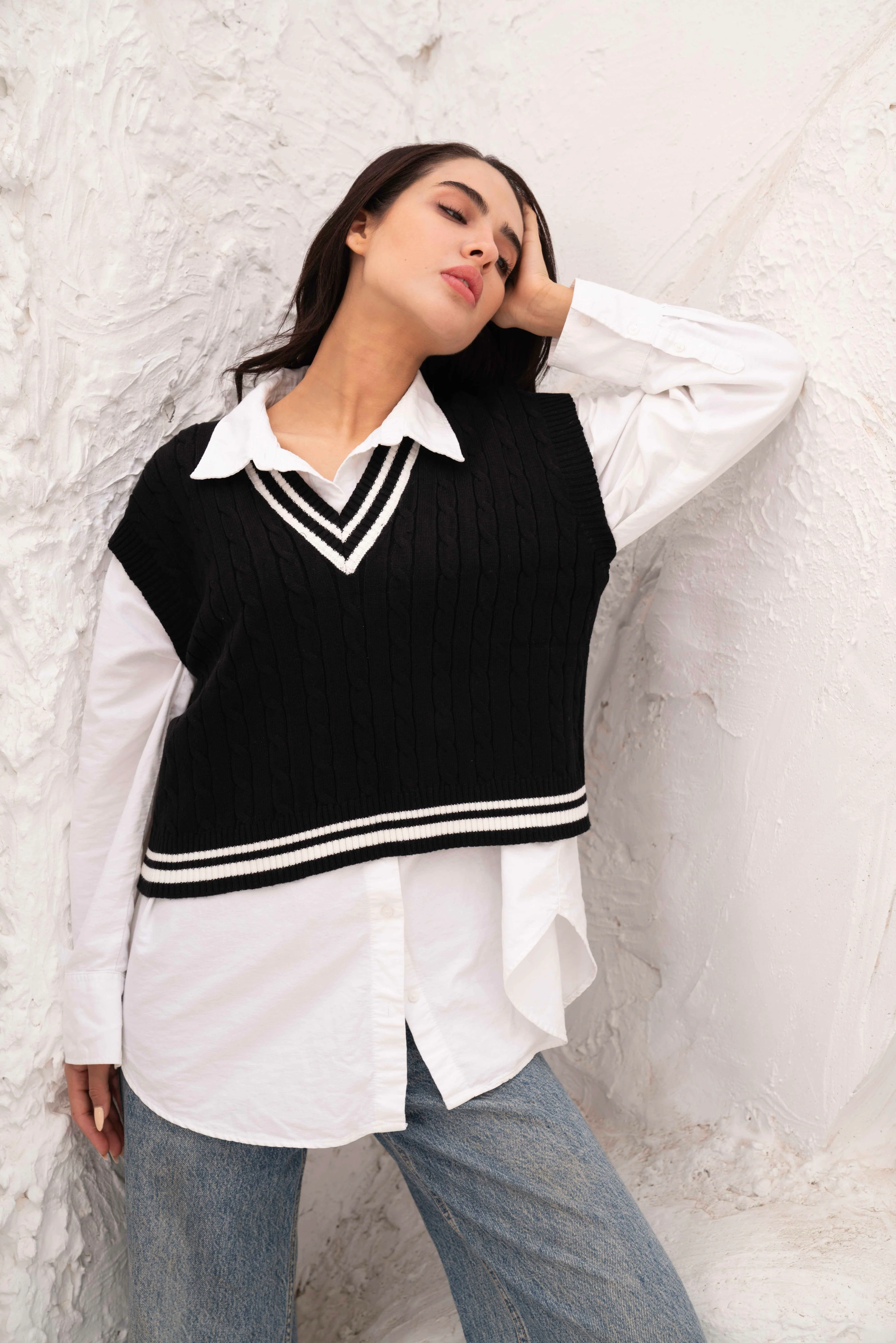 Cable Knit V-Neck Sweater Vest - Image 15