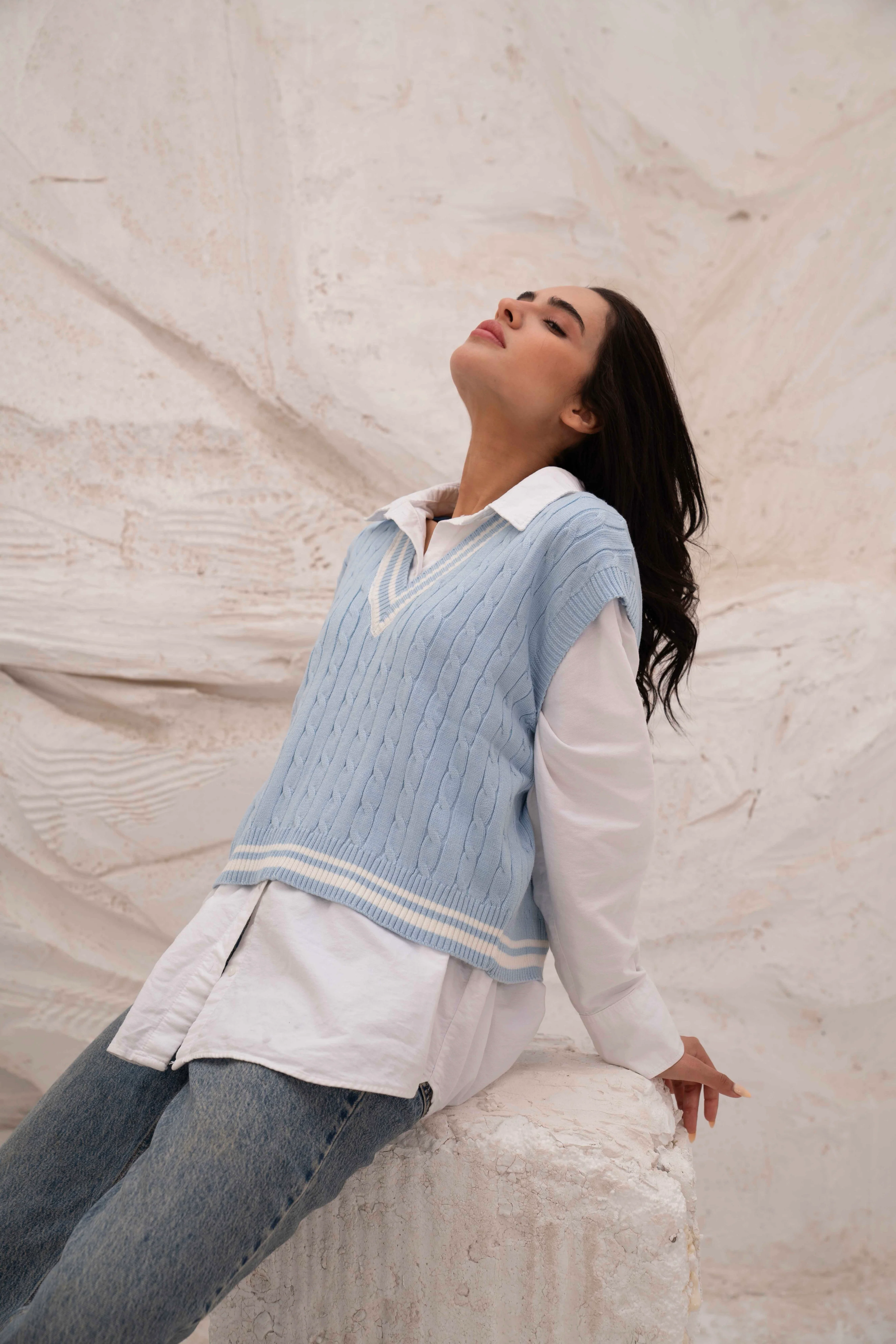 Cable Knit V-Neck Sweater Vest - Image 3