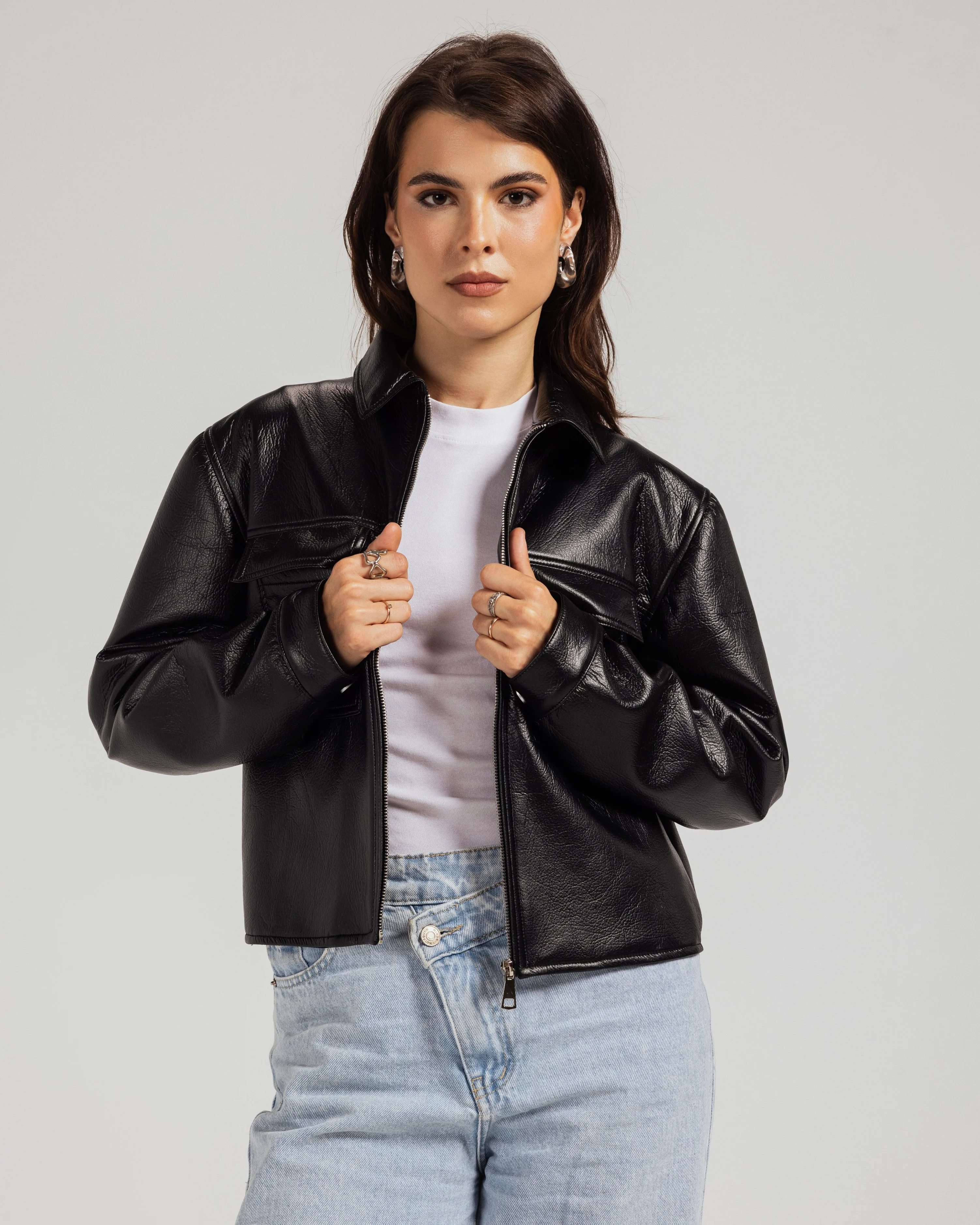 Signature Cropped Leather Jacket - Image 3