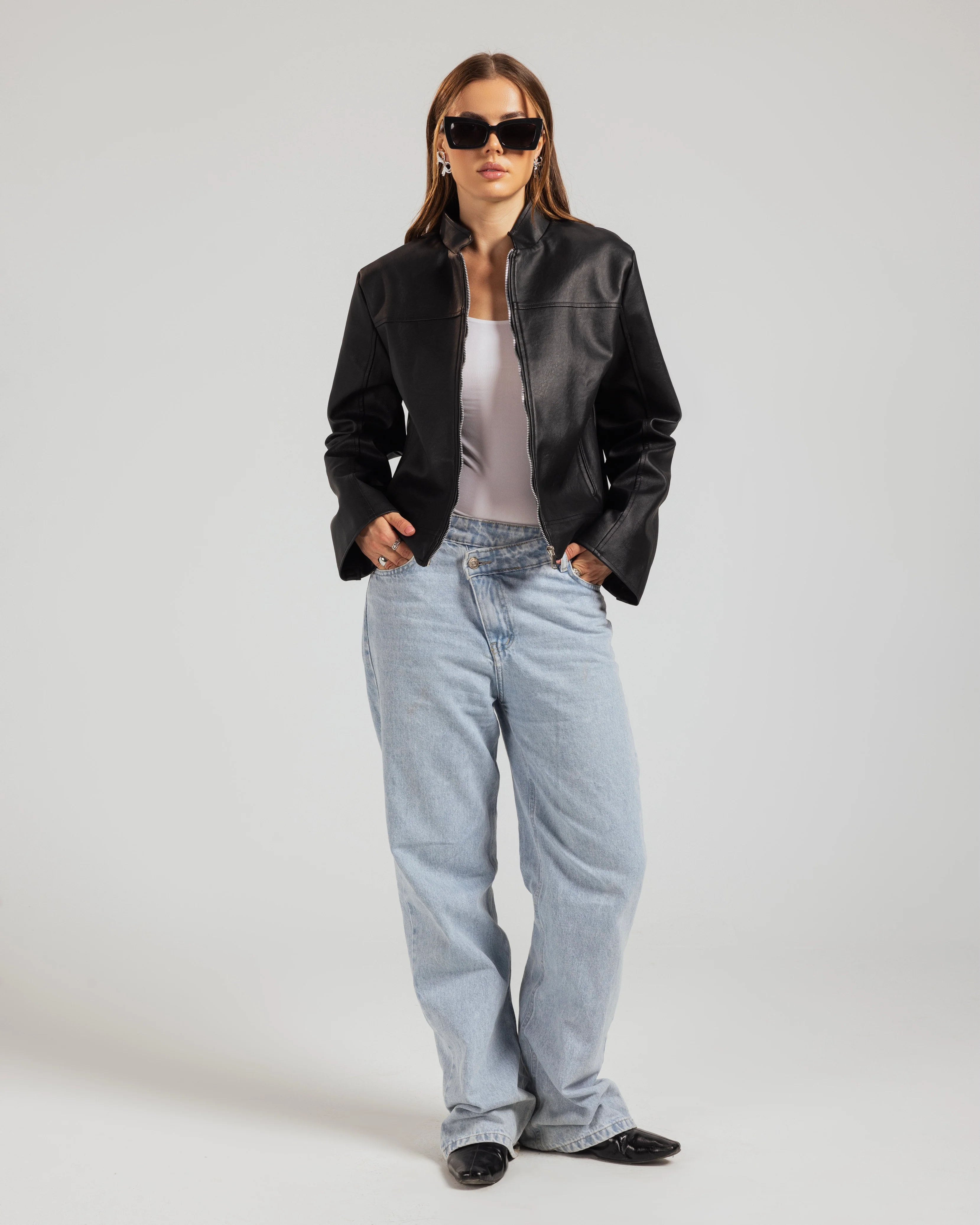 Cropped Leather Zip Jacket - Image 5