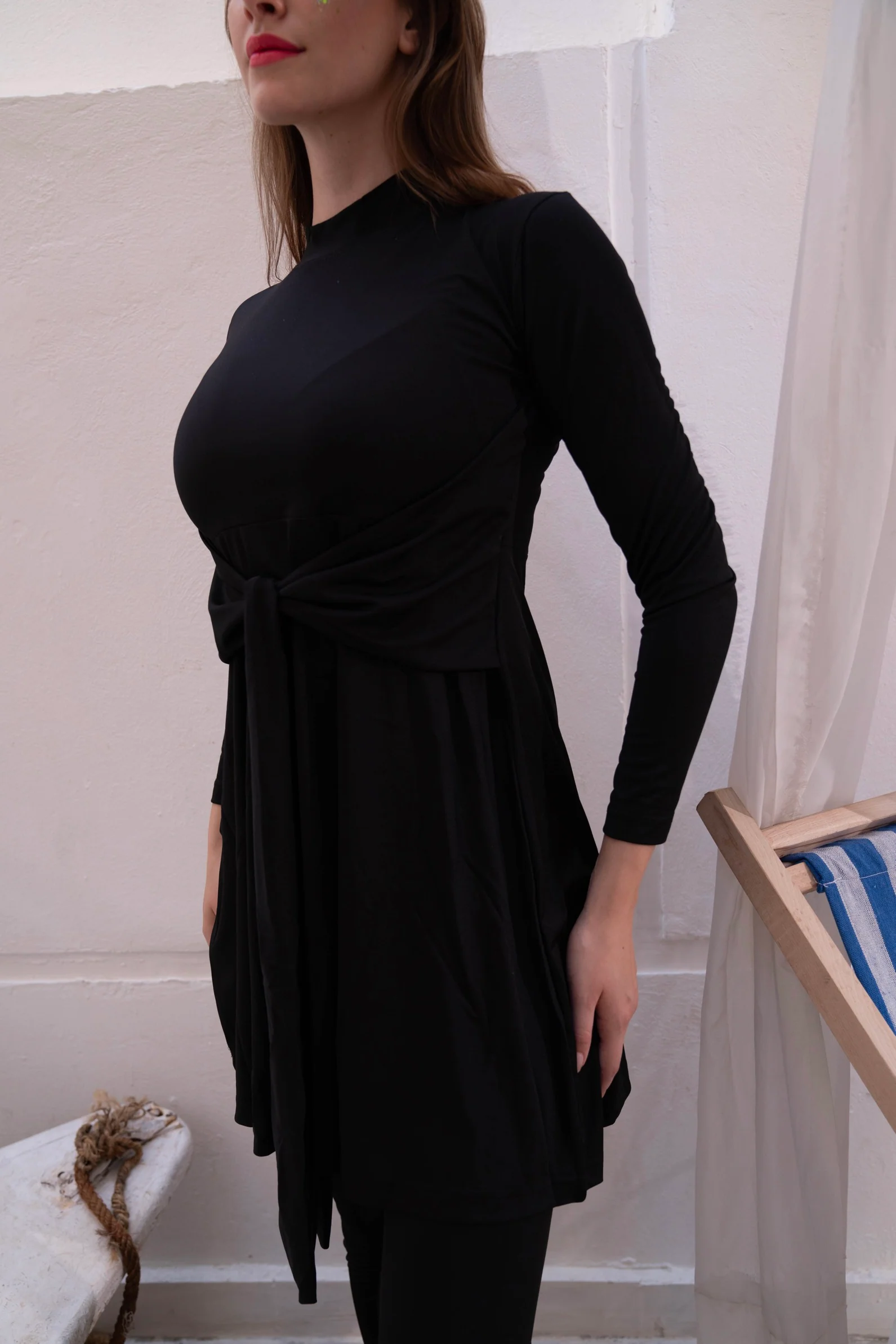Elegant Noir Gumus Swimsuit - Image 11