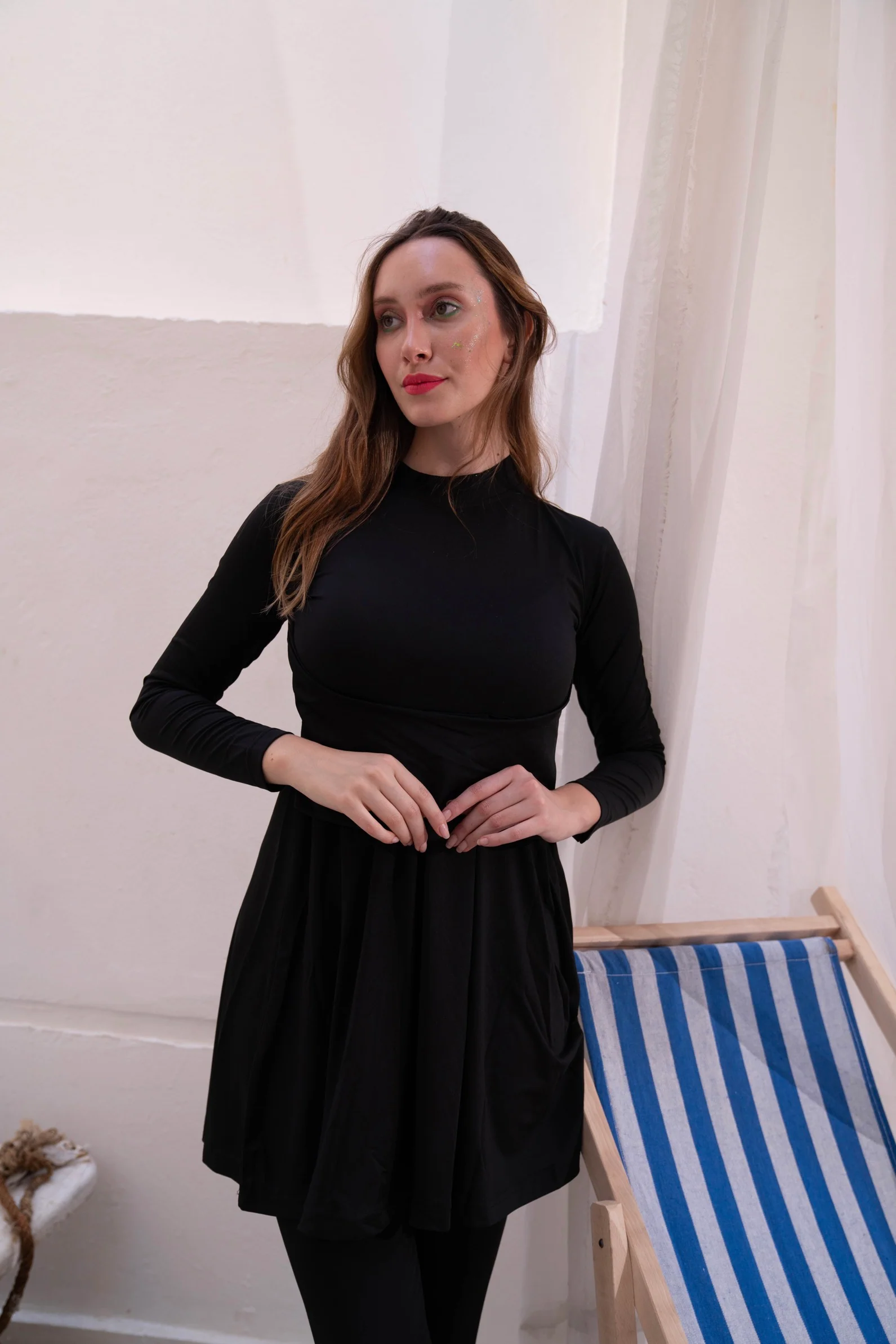 Elegant Noir Gumus Swimsuit - Image 15