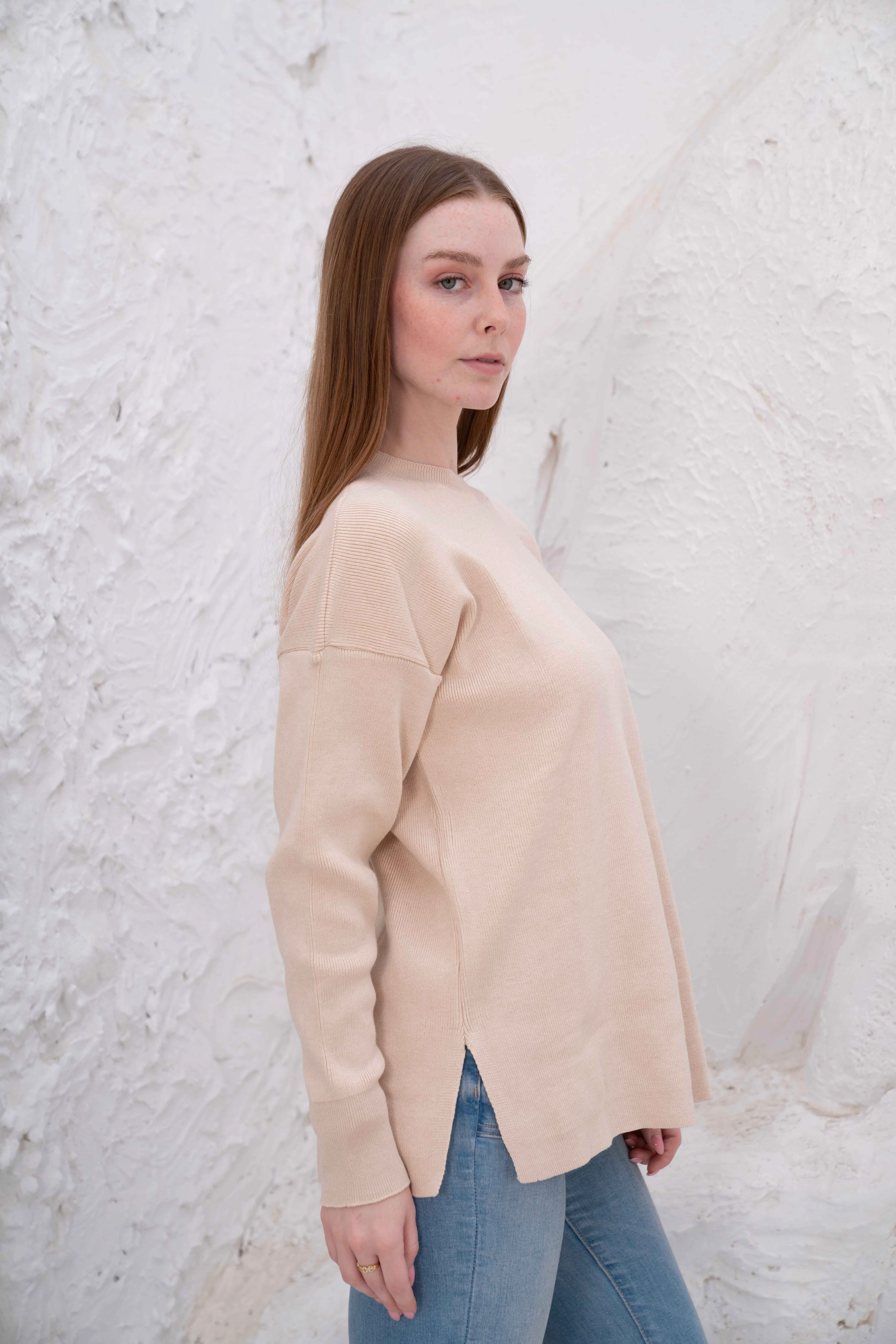 Gumus Women's Oversized Knit Pullover - Image 12