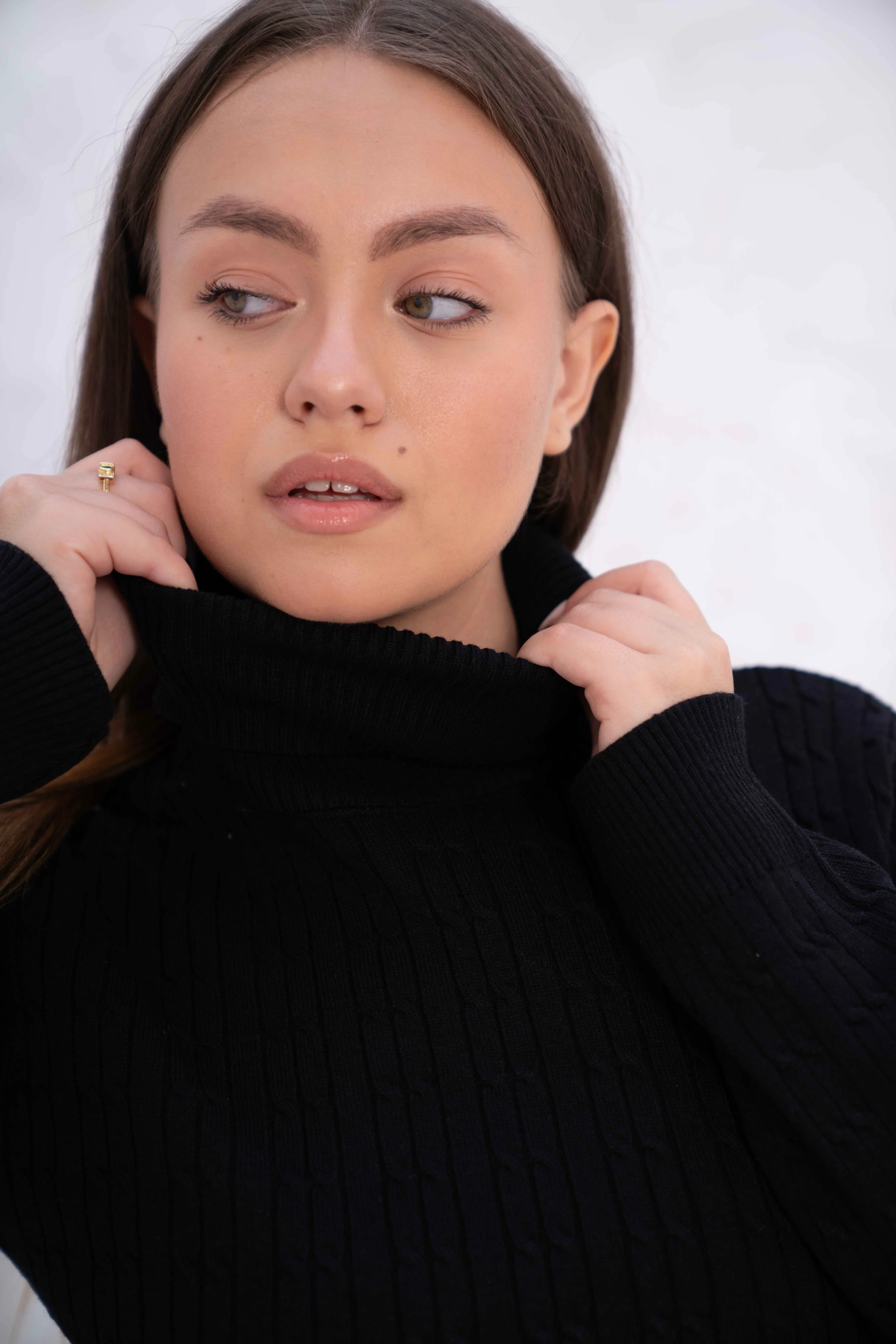Gumus Stranded Winter Knitwear - Image 12