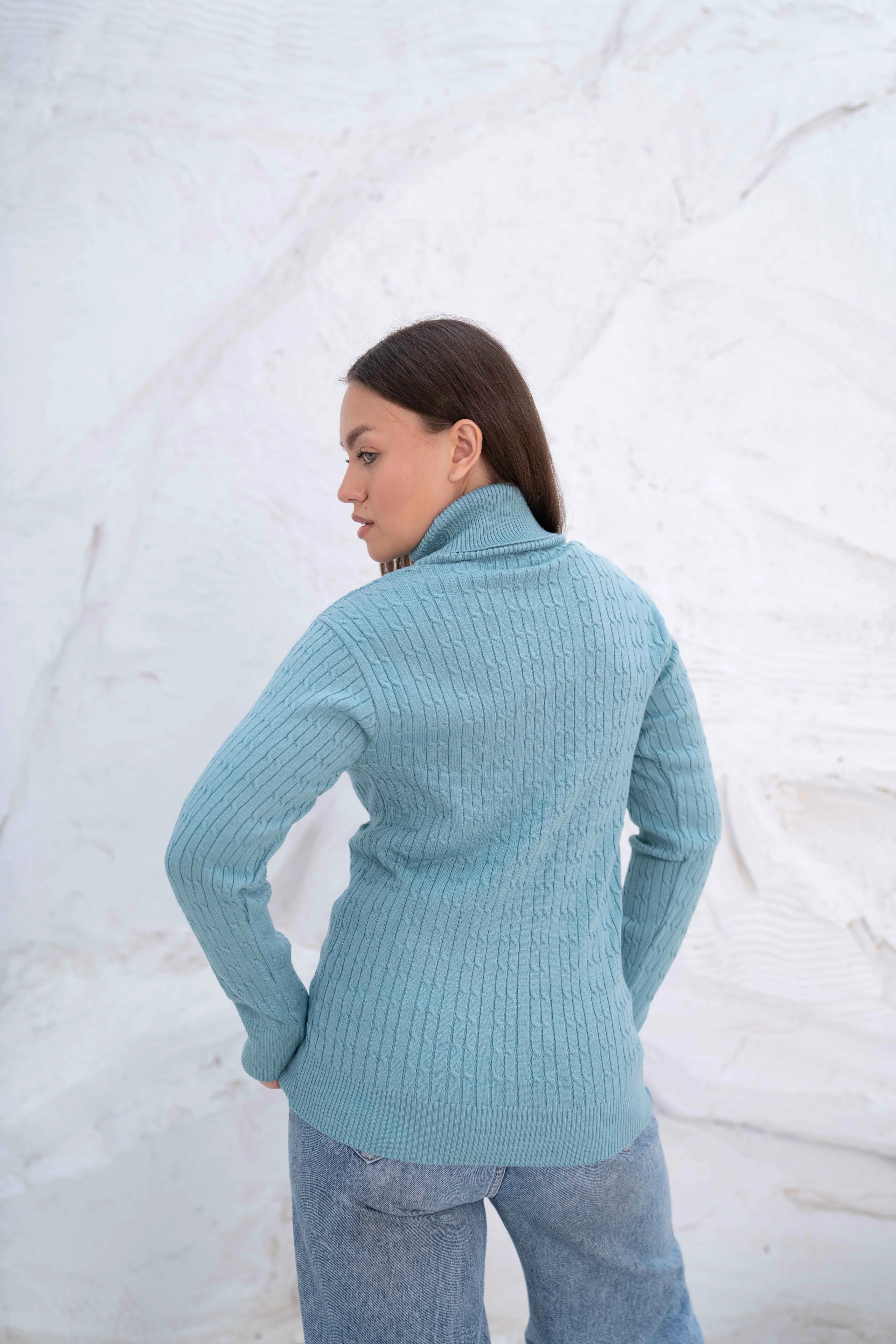 Gumus Stranded Winter Knitwear - Image 17