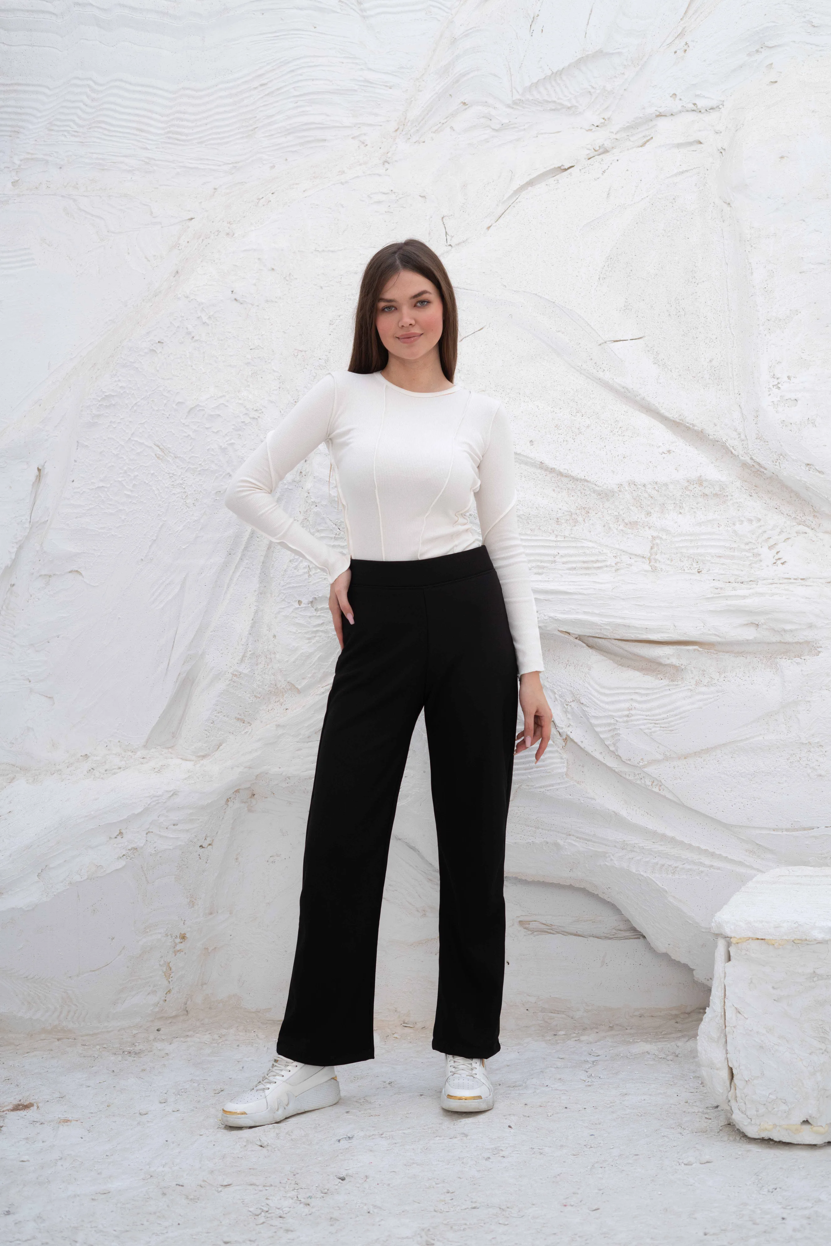 High waisted straight leg ribbed knit pants - Image 3