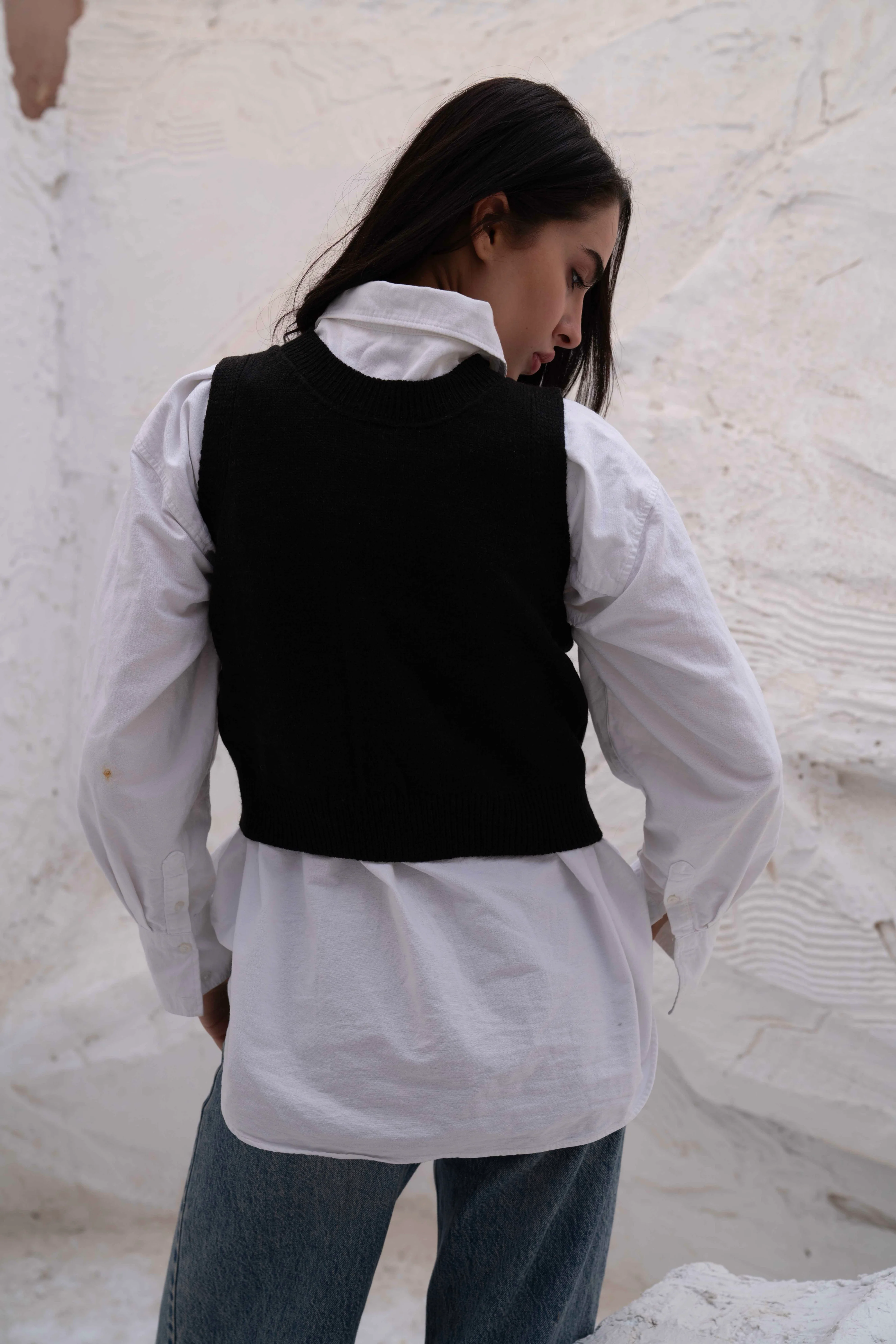 Knitted Women’s Sleeveless Vest - Image 12