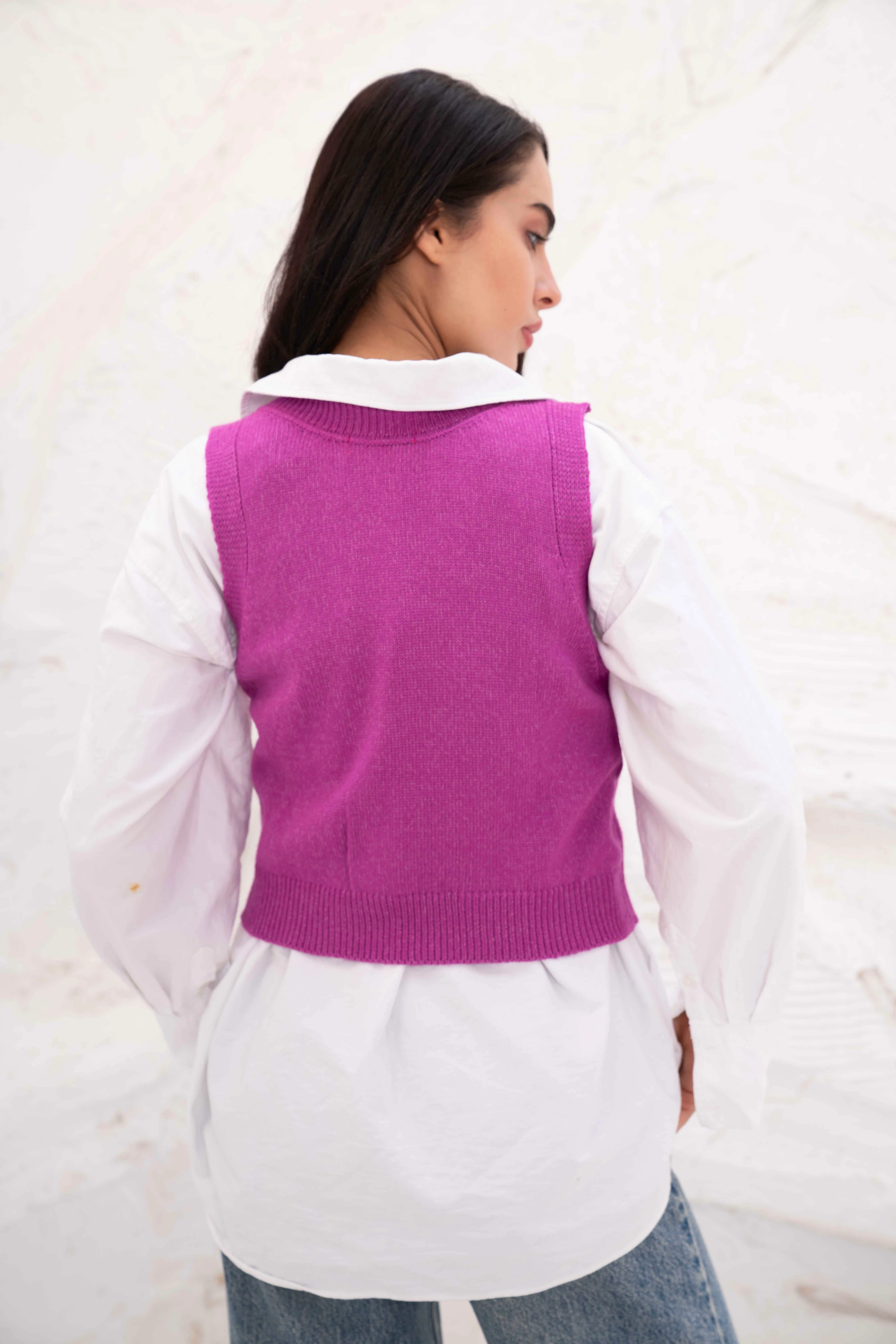 Knitted Women’s Sleeveless Vest - Image 7