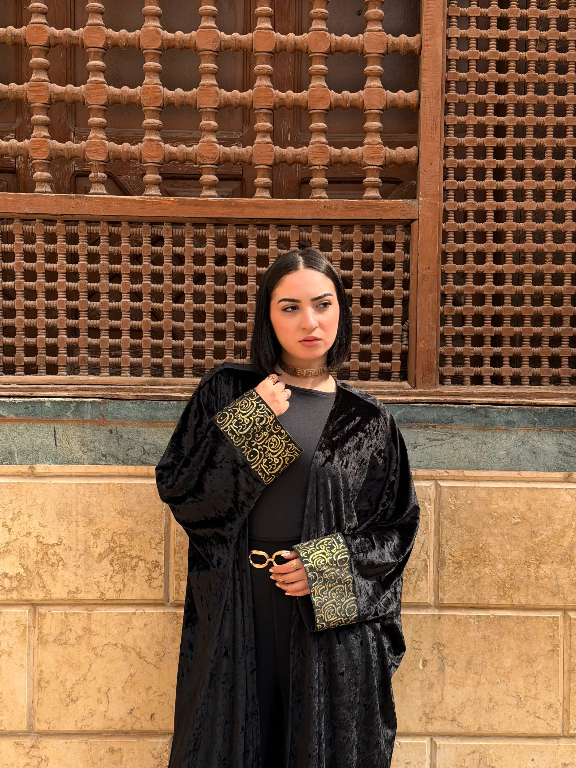 Layali Noir Velvet Abaya - Ramadan - Image 11