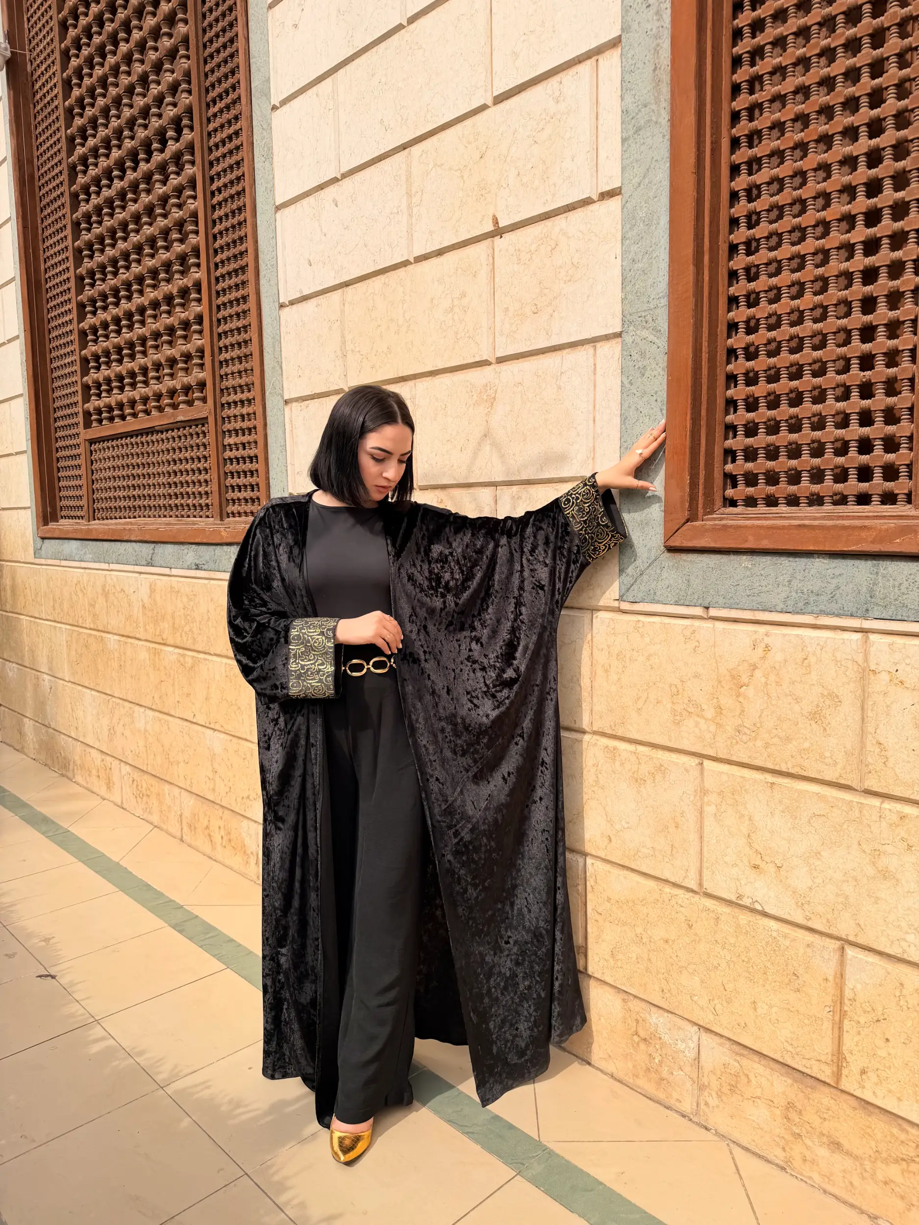 Layali Noir Velvet Abaya - Ramadan - Image 13