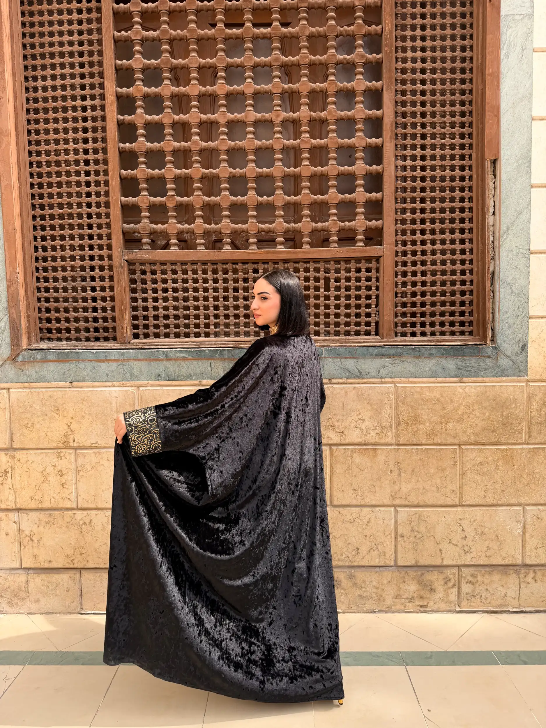 Layali Noir Velvet Abaya - Ramadan - Image 15