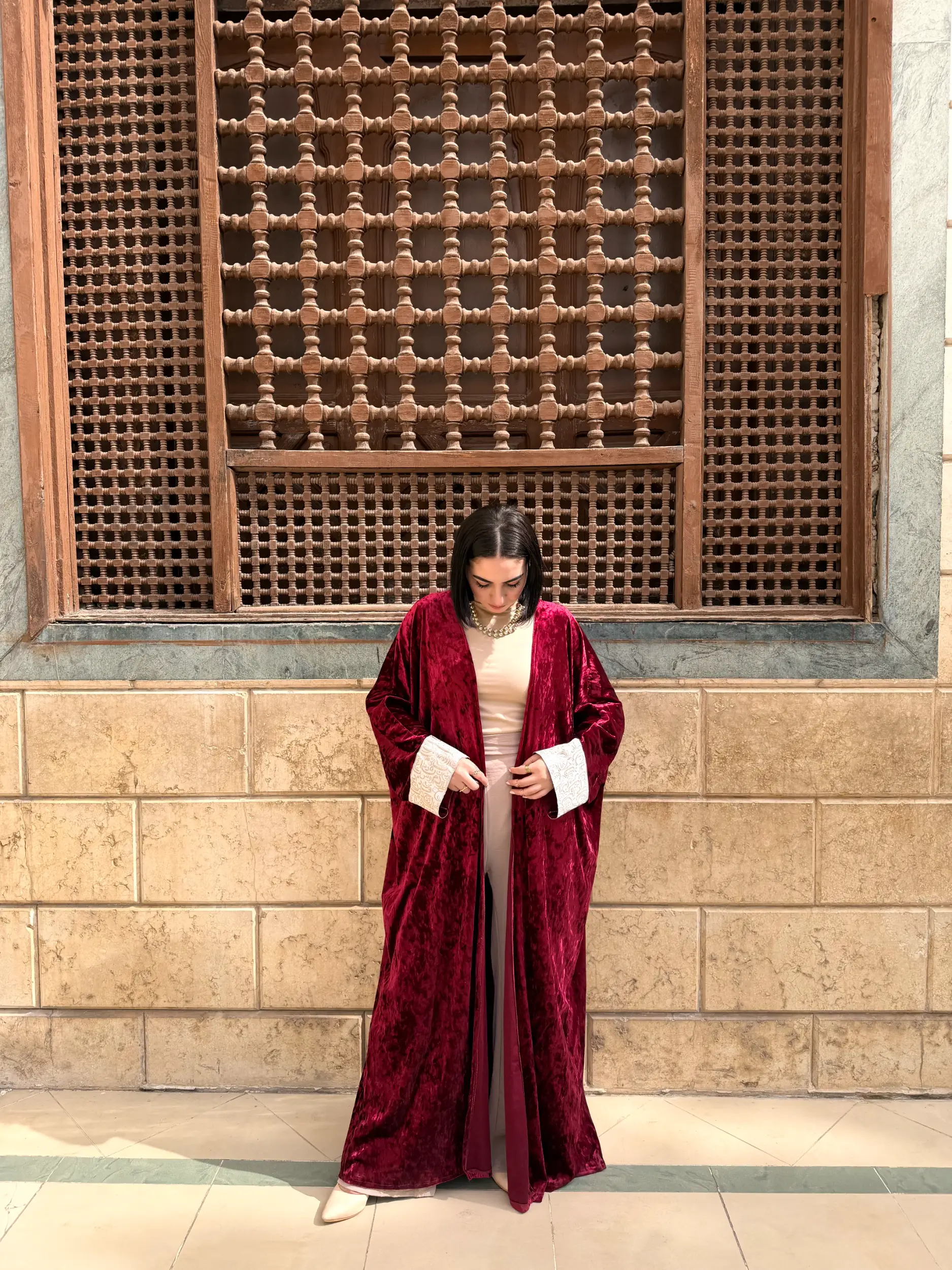 Layali Noir Velvet Abaya - Ramadan - Image 4