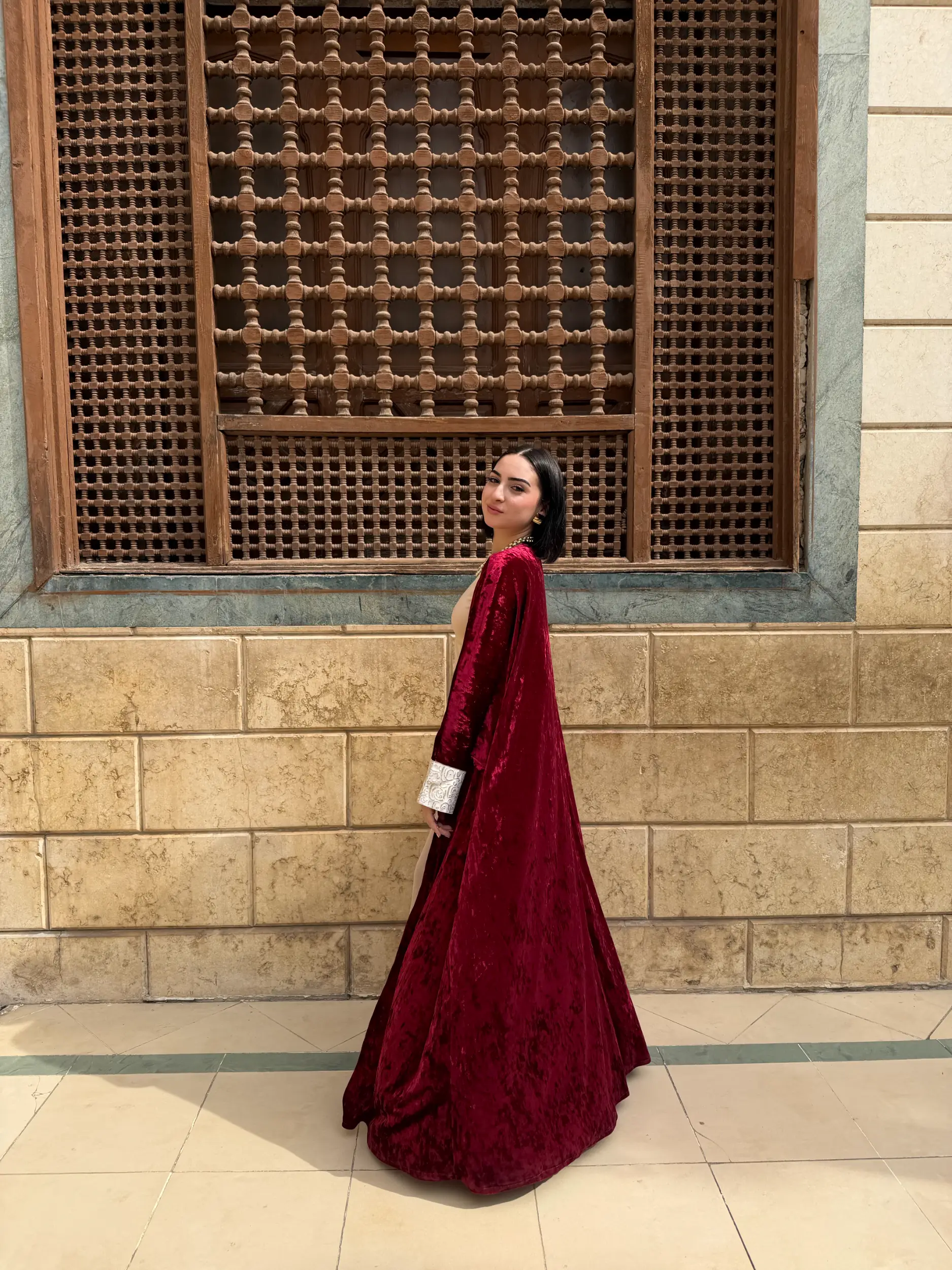 Layali Noir Velvet Abaya - Ramadan - Image 8