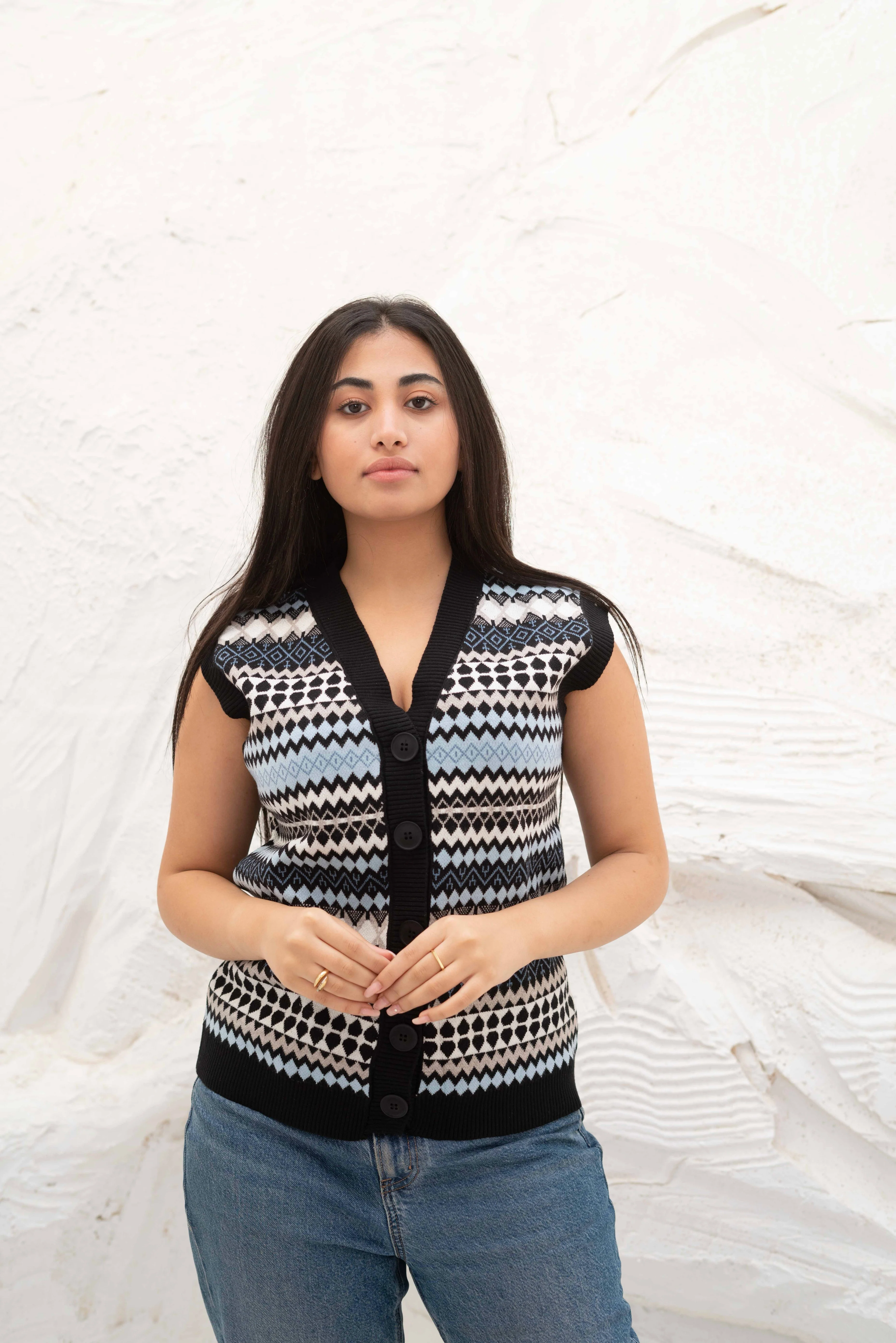 Nordic Patterned Sleeveless Vest - Image 11
