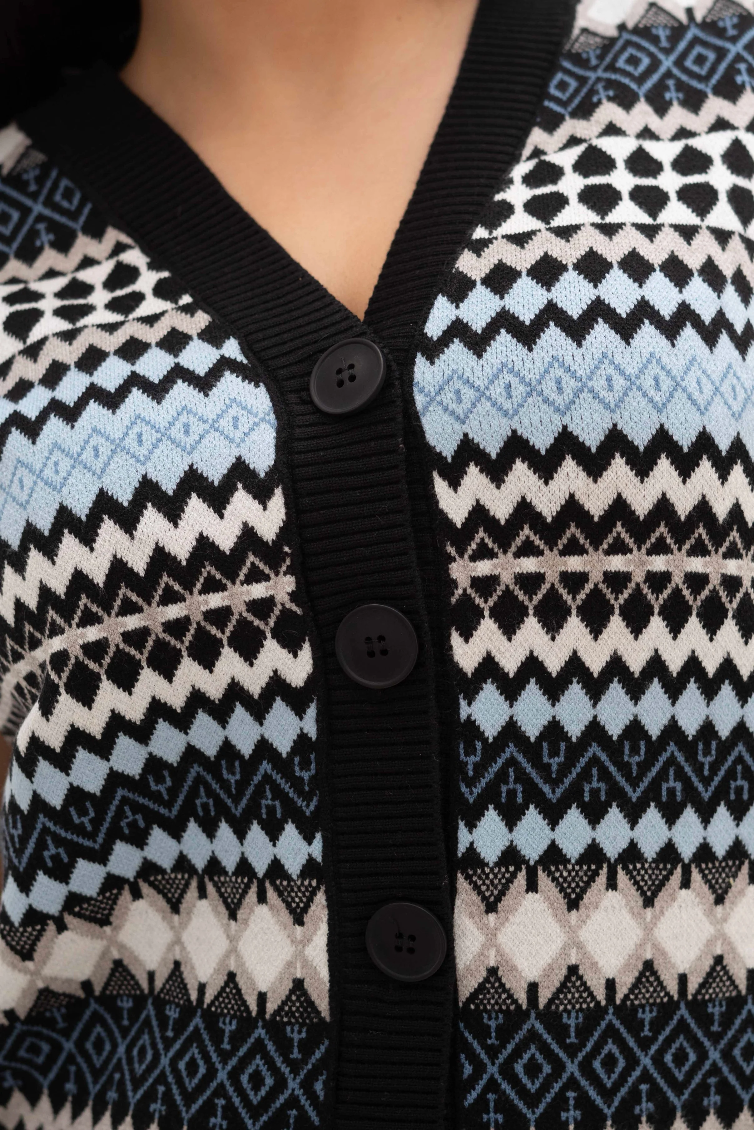 Nordic Patterned Sleeveless Vest - Image 13