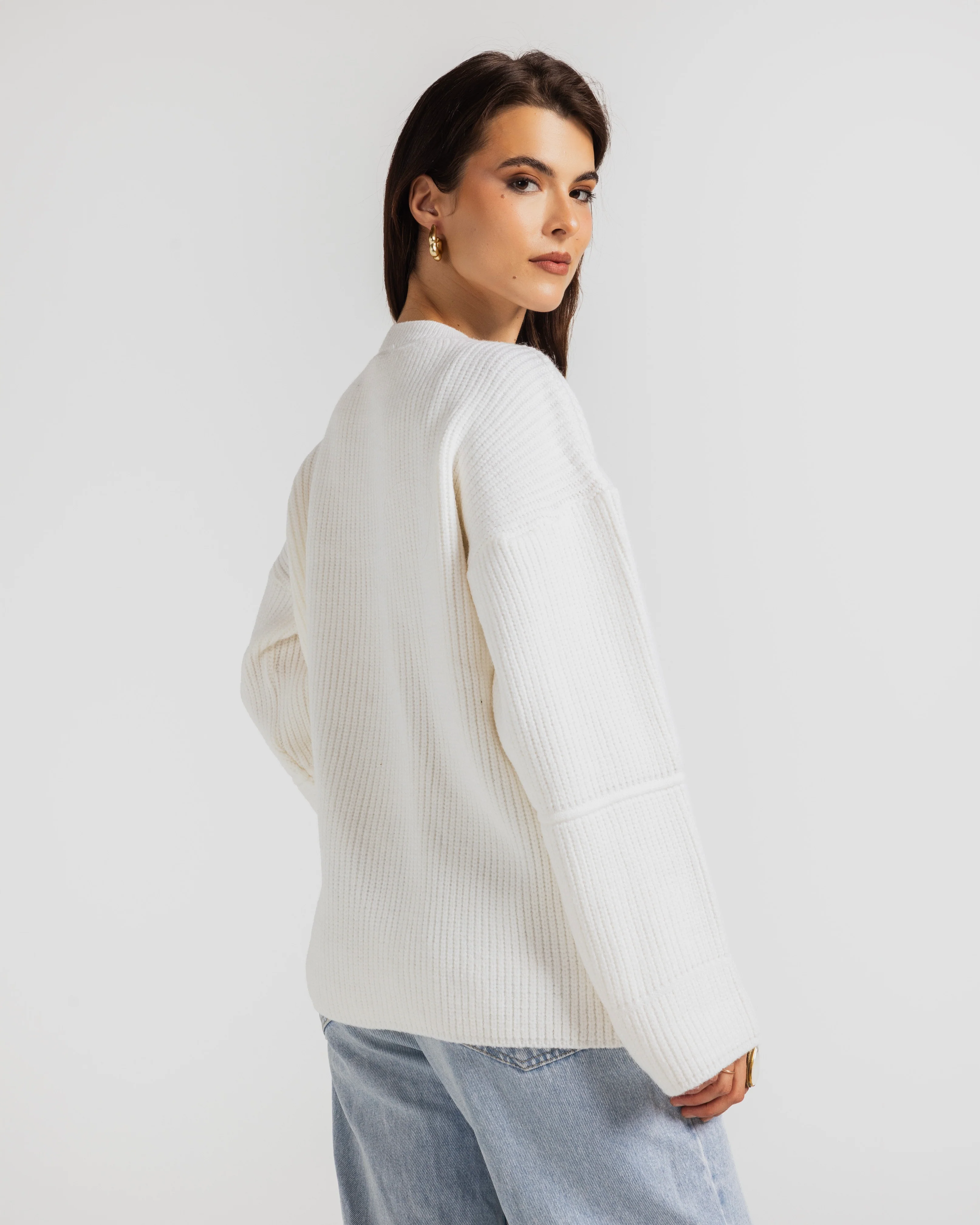 Oversized Ribbed Knit Crew Neck Sweater - Image 3