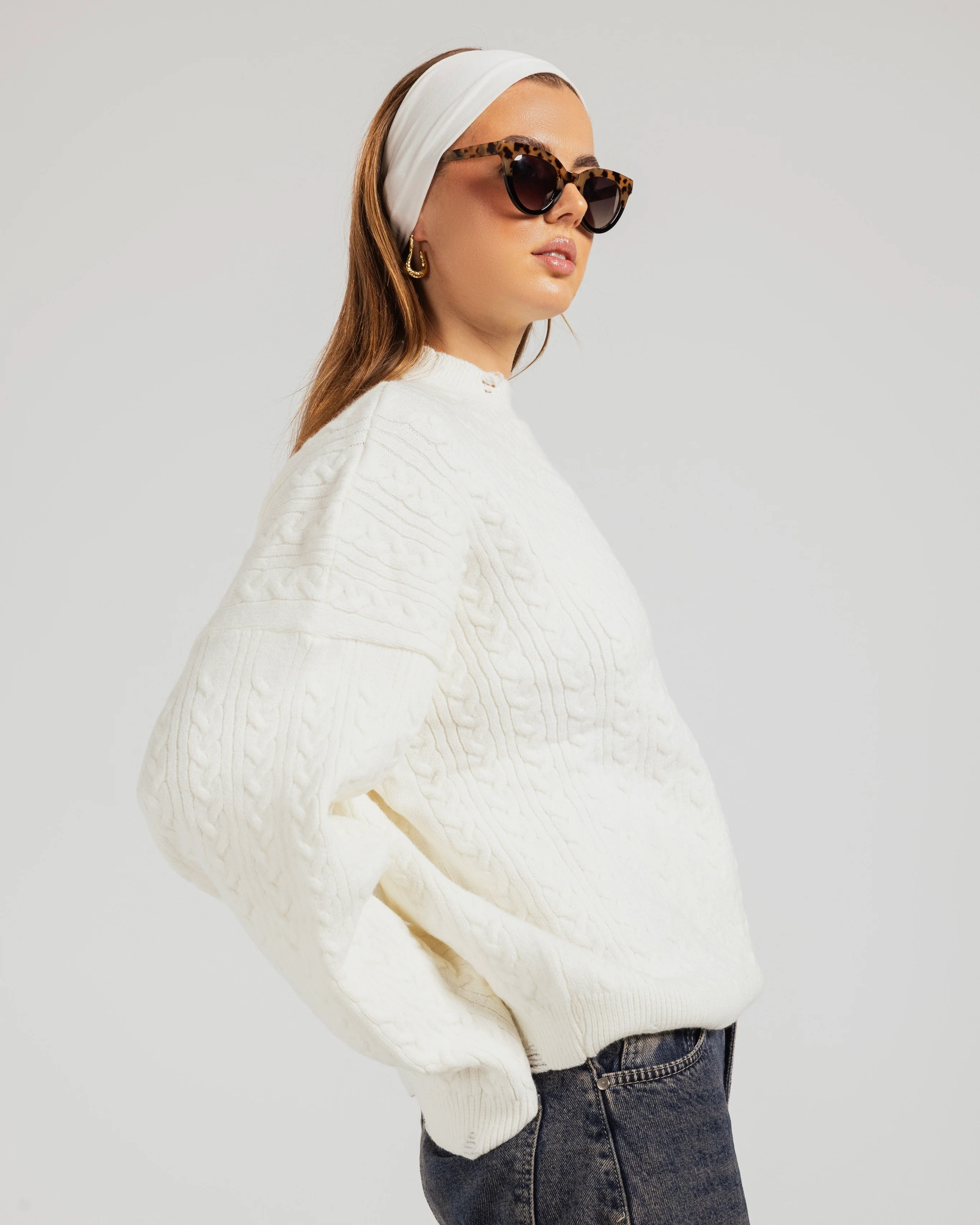 Oversized Textured Knit Sweater - Image 8