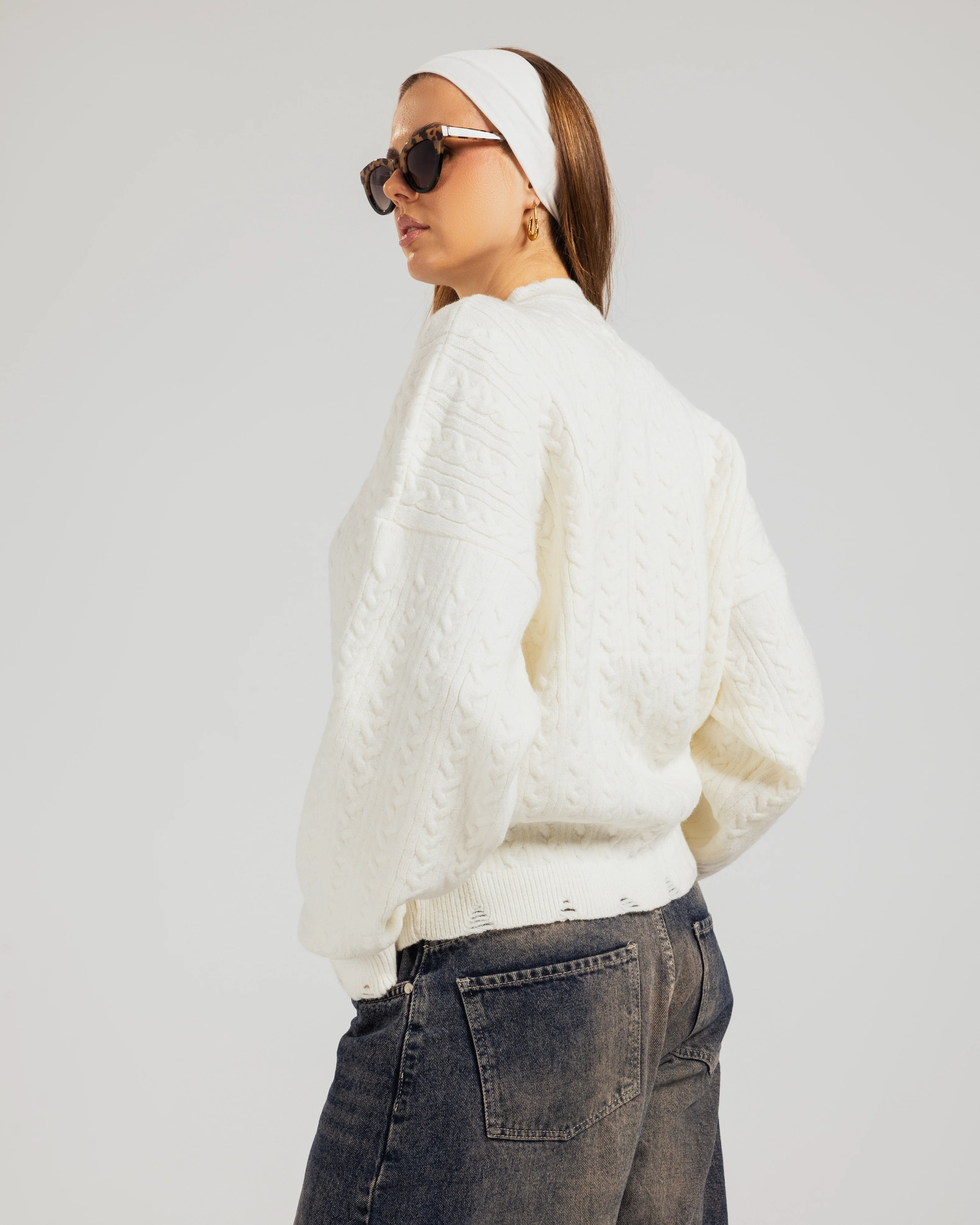 Oversized Textured Knit Sweater - Image 9