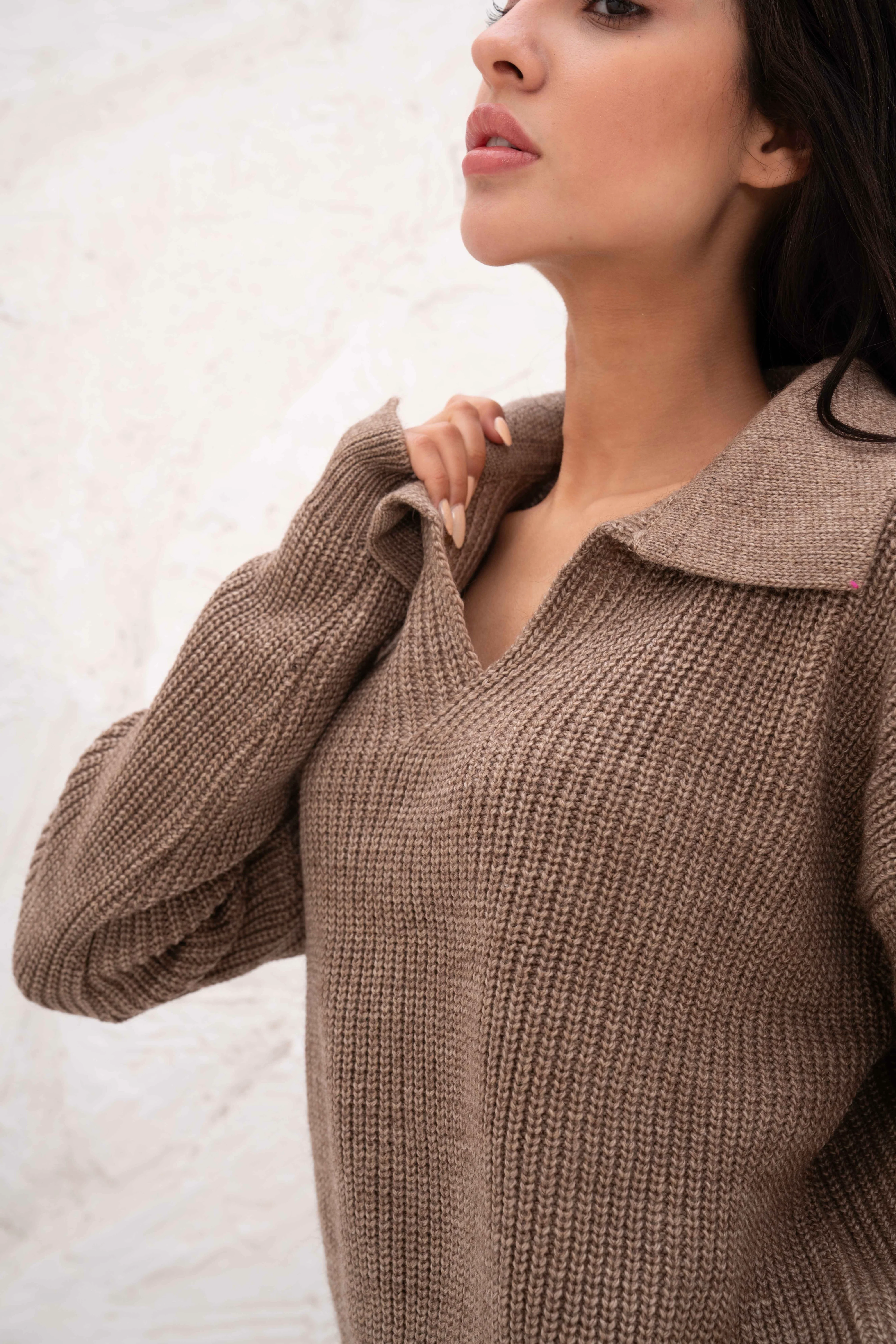 Relaxed Fit Collar Pullover - Image 11